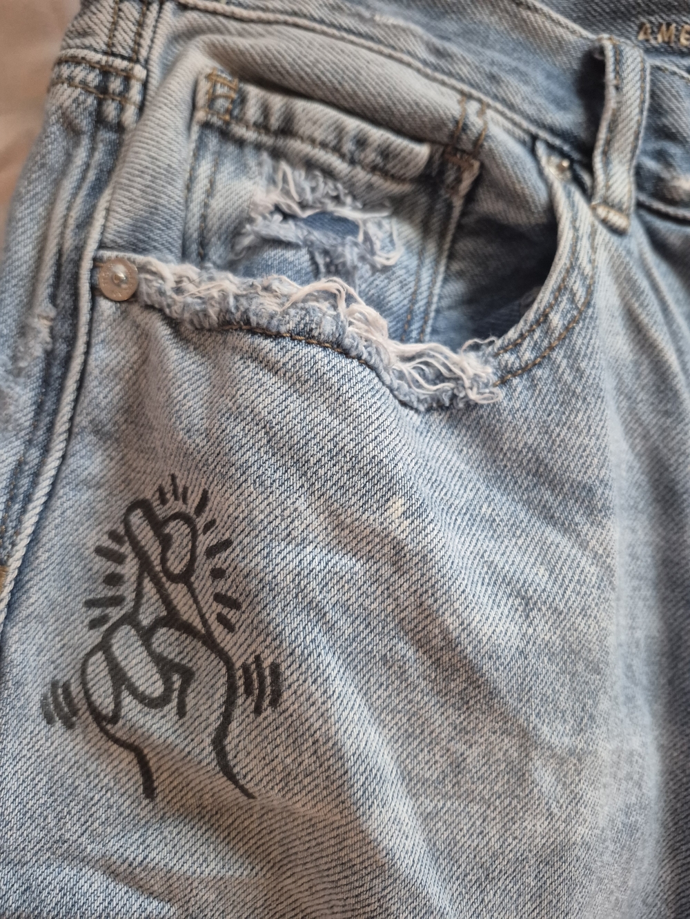 American Eagle Outfitters Light Blue Distressed Straight Leg Jeans - Picture 9 of 12